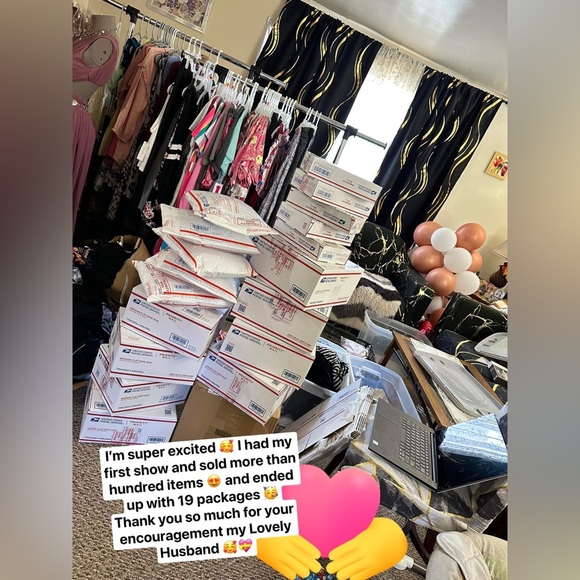 LIVE SHOW!!!🥰 LIKE THIS LISTING IF YOU LIKE MY CLOSET !!💝💝 - Picture 8 of 16